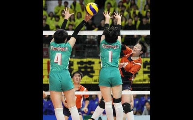 【春高バレー】男子・東福岡、薄氷の勝利　女子・誠英、強豪下し３回戦へ