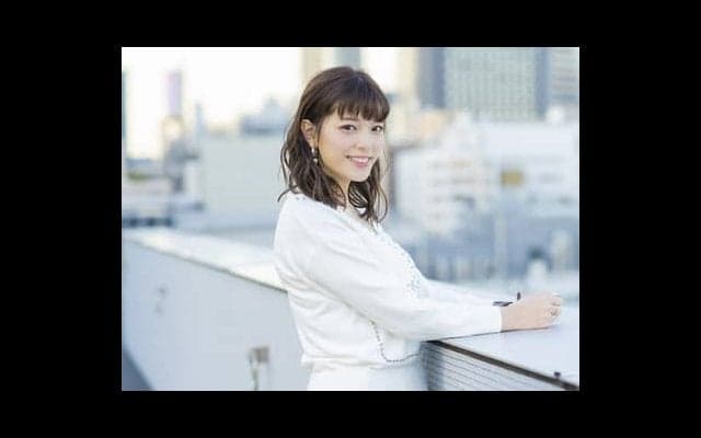 三谷紬アナはアナウンサー試験のため大変身。服装や髪型を大胆に変えた