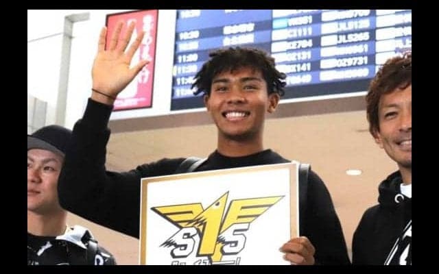 昨季は周東がブレーク　鷹・松田宣のグアム自主トレに弟子入りする19歳の大砲候補