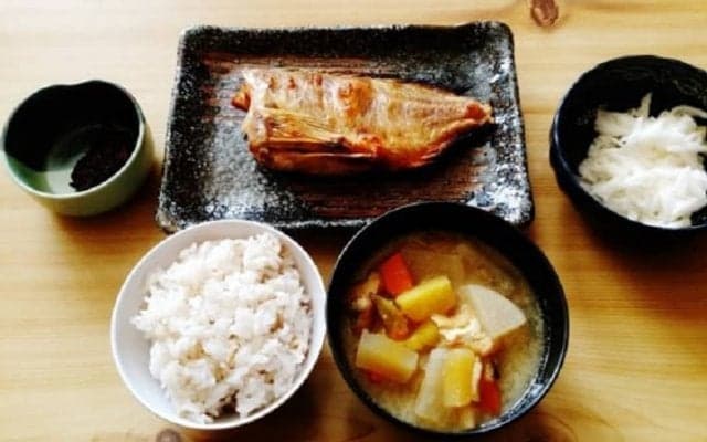 朝食は食べたほうが良いのか？ナチュラルハイジーンとは何か