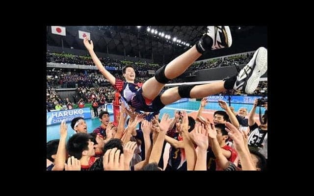 春高バレーで初優勝　東山のエースで主将の高橋藍さん（１８）