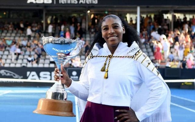 大きく育った娘と祝う。セレナが産後初のツアー優勝