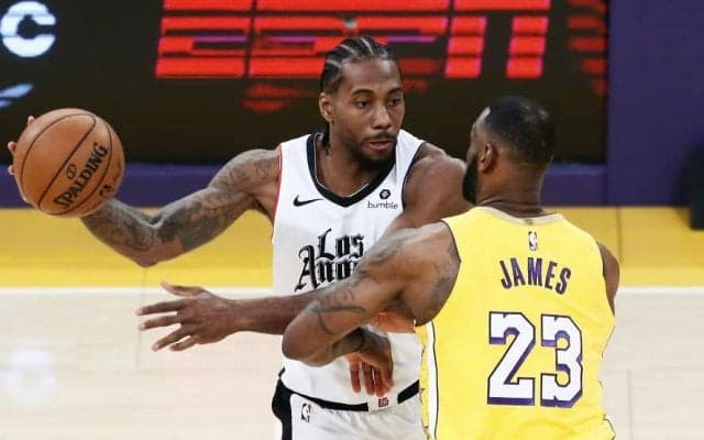 覇を競うレイカーズとクリッパーズ、カワイ・レナードは「レブロンは僕とのマッチアップを恐れている」と発言？