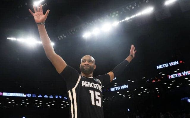 ビンス・カーター、古巣ネッツの本拠地へ最後の凱旋「スタンディングオベーションで迎えられるのは最高だ」