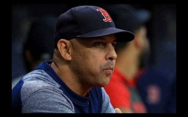 【MLB】メジャーに激震、Rソックス・コーラ監督が電撃退任　「決別することが球団にとって最善」