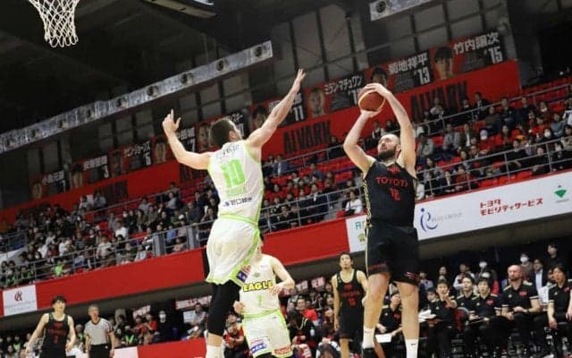 バランスの良い攻めで主導権を握ったアルバルク東京が北海道に快勝、天皇杯ベスト8敗退からの出直しに成功