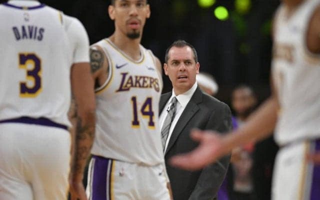 レイカーズ指揮官がレギュラーシーズン前半戦を『Bプラス』と評価「今後の成長を考えれば、まだまだ」