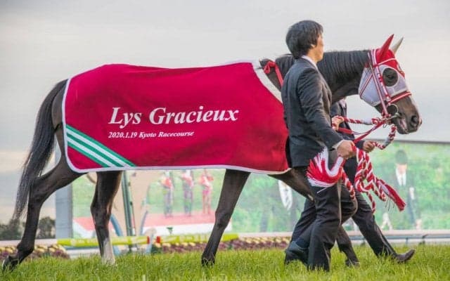 矢作師「寂しいですね」リスグラシュー引退式が行われる