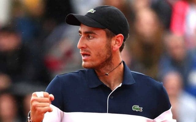 「全豪オープン」予選で珍事！ボールガールに「バナナの皮をむいて」