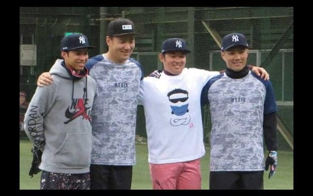 楽天則本昂、田中将大の投球練習に“熱視線”「勉強になる」　2年ぶり開幕投手は…