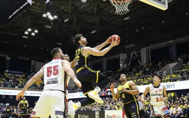 『らしさ』を取り戻した宇都宮ブレックス、持ち味のプレッシャーディフェンスを遂行し大阪に逆転勝利