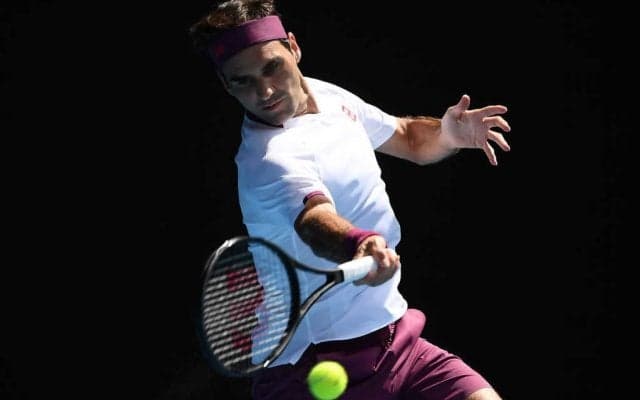 フェデラー　世界ランキングトップ10在位900週を達成