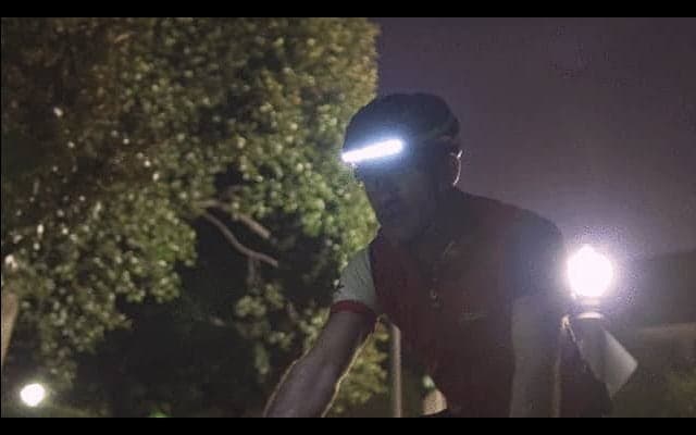 自動LEDライト&骨伝導システム搭載の自転車ヘルメットがクラウドファンディング開始