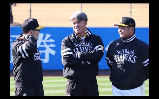 バレンティンと深い縁　鷹・城島氏が語った外国人活躍の要因と「全力疾走」の伝統