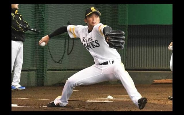 鷹東浜がブルペンで95球の熱投　打席に立った柳田に感謝「実戦のイメージできた」