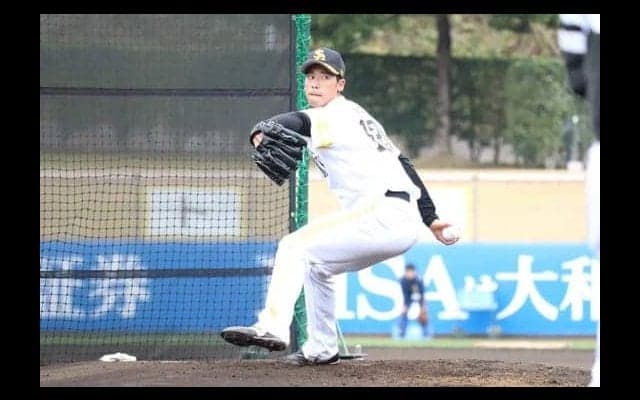 鷹の育成右腕・尾形、バット2本折った！　森山コーチも高評価「ガン以上にスピード」