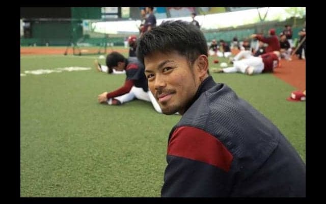 楽天今江コーチの涌井ら元ロッテ集合写真にファン宣言「千葉から応援してます」