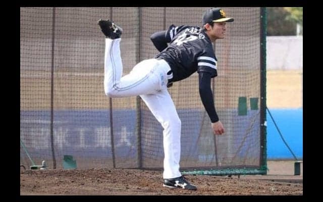 鷹15年ドラ1高橋純がドラ1佐藤にプロの洗礼　全球真っ直ぐでねじ伏せ「ルーキーに…」