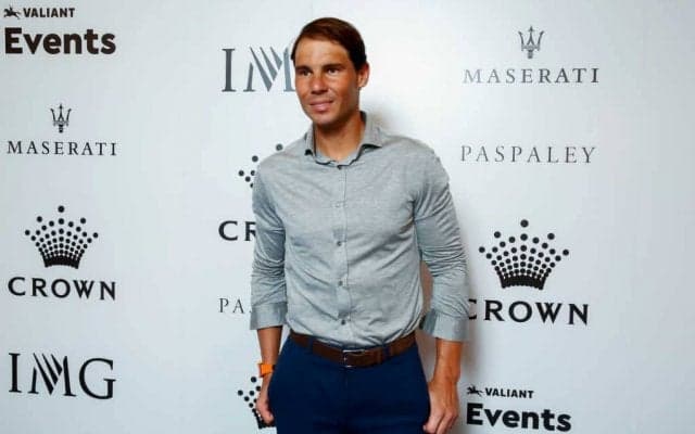 ナダルがフェレールとツーショット。クウェートの新アカデミーを訪問