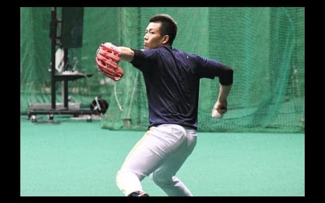 別メニューの鷹千賀がキャッチボール　ストレートの威力に甲斐野は驚嘆「すげぇ」