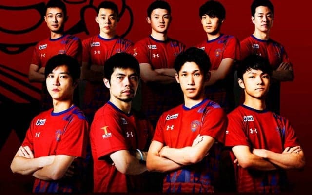 【Tリーグ・琉球】GINZA SIXに卓球台　吉村真晴らのサイン会も開催