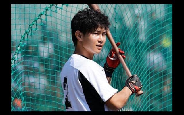 ロッテ藤原が追い求める進化の形　プロ2年目のフルスイングは「内から押すイメージ」