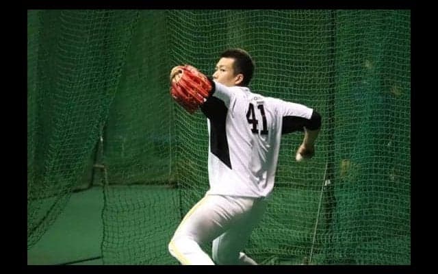鷹・千賀、今キャンプで初めてブルペン入り　31球投げ「今日は傾斜の確認」
