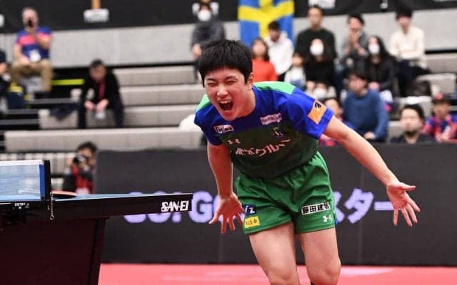 エース・張本が2勝　KM東京が首位守る＜卓球Tリーグ・結果速報＞