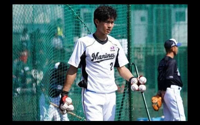 「この3人希望しかない」　ロッテ藤原、安田、佐々木朗のドラ1トリオ写真に称賛の嵐