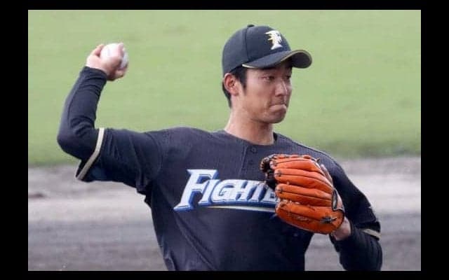 小笠原ヘッドの指導で打撃開眼!?　日本ハム石井が右越え弾「少しずついい感覚に」
