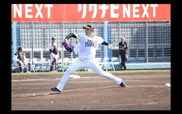 鷹の最速160キロ左腕に漂う大ブレイクの予感　2016年ドラ2が遂げた変貌