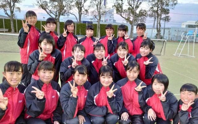 初出場！「全力でプレーします」佐賀県立佐賀商業高等学校【第42回全国選抜高校テニス大会】