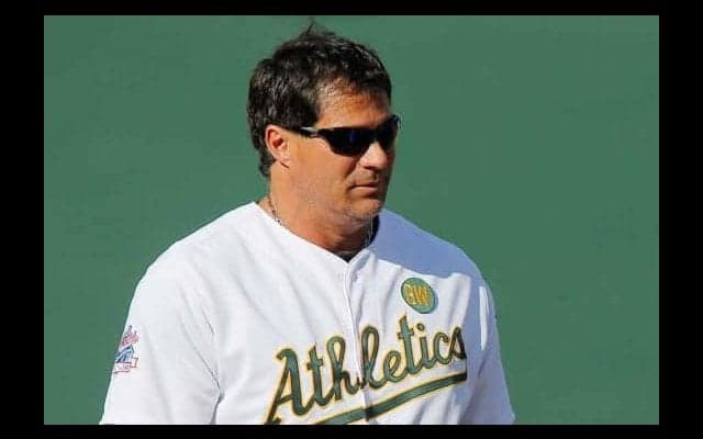 “お騒がせ男”カンセコ氏がMLBコミッショナーに名乗り　「僕は用意が出来ている」