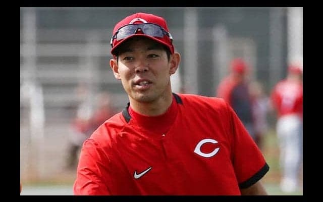 秋山翔吾「1番・中堅」で“MLBデビュー”　OP戦初打席で中前打を放ち3打数1安打