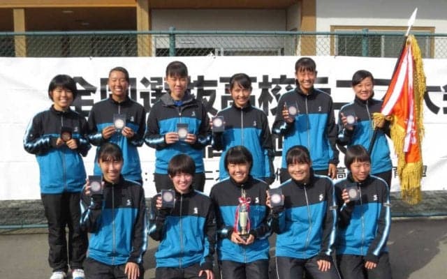 「優勝目指してチーム全員で戦います」松商学園高等学校 女子【第42回全国選抜高校テニス大会】
