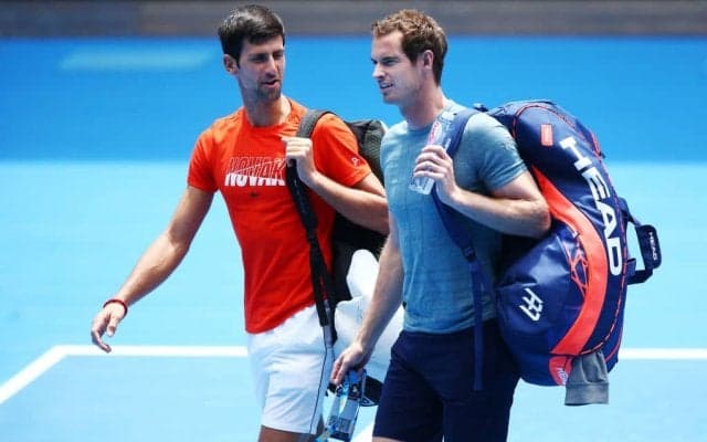 ジョコビッチとマレーが全豪に向けて練習試合。現地観衆も注目。