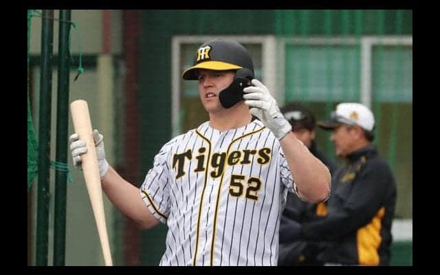 虎新助っ人サンズが2打席連発の大暴れ！　無観客のスタンドに快音続ける