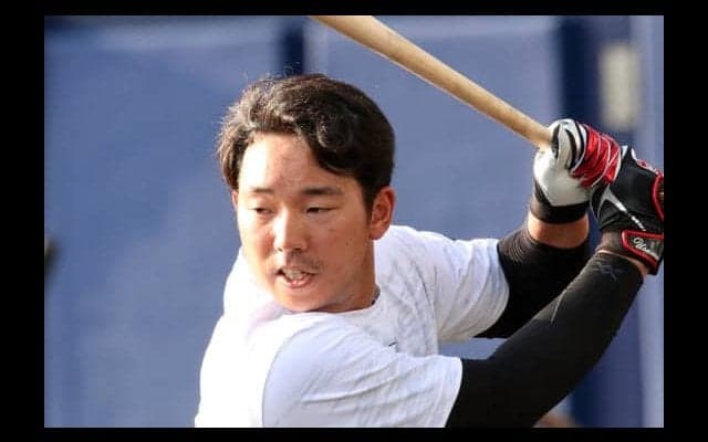 ハム宇佐見、G桜井との“同期対決”制し2点三塁打　「もうちょっとで本塁打…」