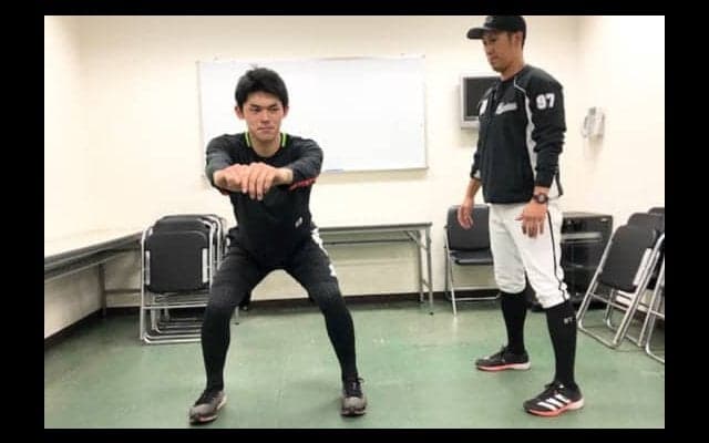 ロッテ、休校の子供たちへトレーニング動画公開　佐々木朗「今出来ることを見つけて」