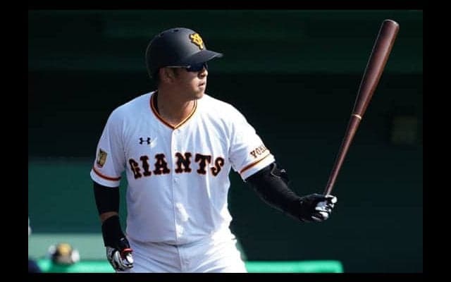 巨人ベテラン中島また打った！　鷹守護神の森からオープン戦3発目となる2ラン