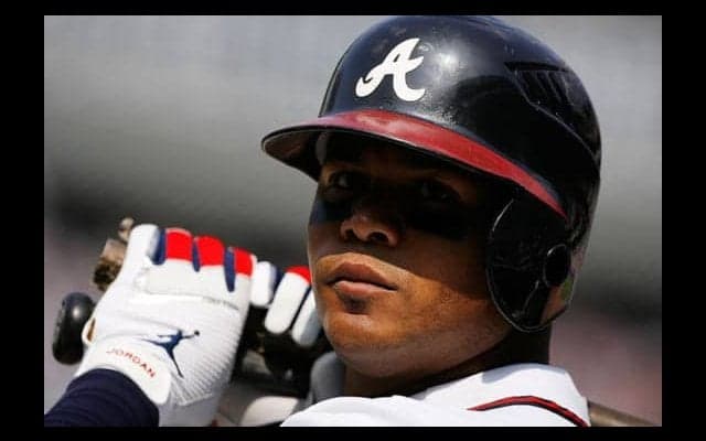 「衝撃的なHRからのバットフリップ」　元楽天ジョーンズ長男の場外満弾が米で話題に