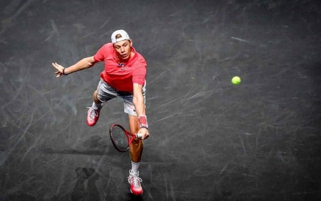 芸術的ドロップボレーで相手も称賛のタッチ。ATPがベストショット集を公開