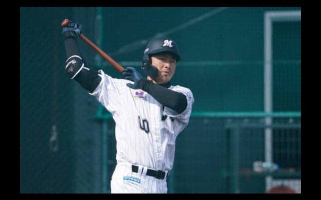 ロッテ鳥谷、実戦デビューで攻守に躍動　一問一答「自分のプレーをもう一度見てもらう」