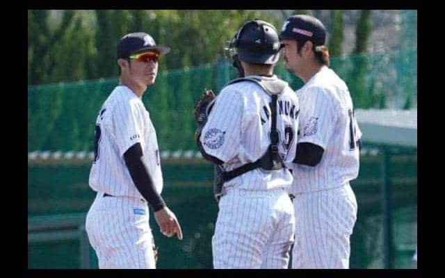 遊撃か三塁かそれとも一塁？　定位置奪取目指すロッテ鳥谷、狙い目のポジションは