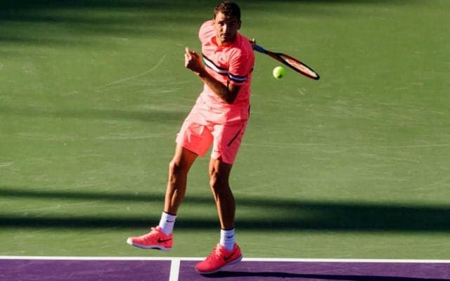 公式戦では見られない？練習ならではのテニスのトリックショット