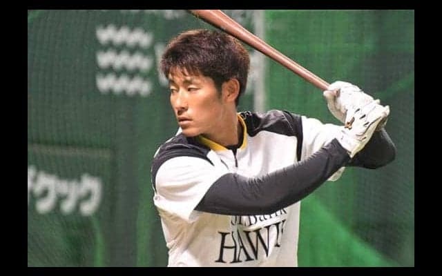 ソフトバンク上林、前日の死球で21日ロッテ戦は欠場へ　工藤監督「1日様子を見て」