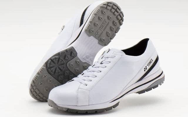 ヨネックス、快適な履き心地のスパイクレスゴルフシューズ「パワークッション706」発売