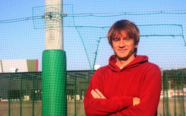 自ら足を運ぶ。カレン・ロバートが木更津で示すサッカークラブの存在意義