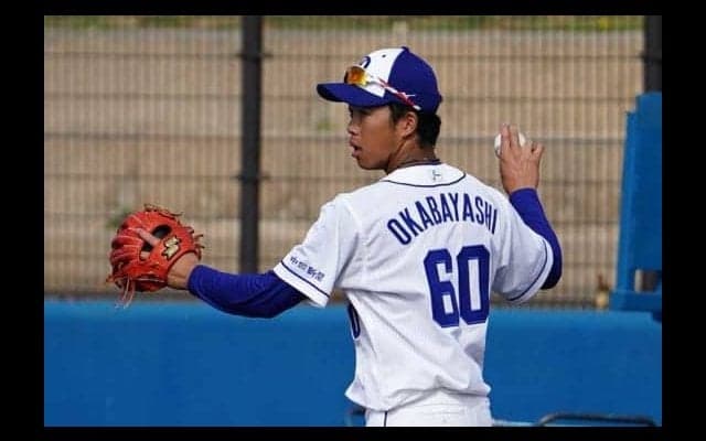 中日D5岡林、中堅から“鬼肩”披露し本塁生還阻止　ファン驚愕「バックホームえぐ」