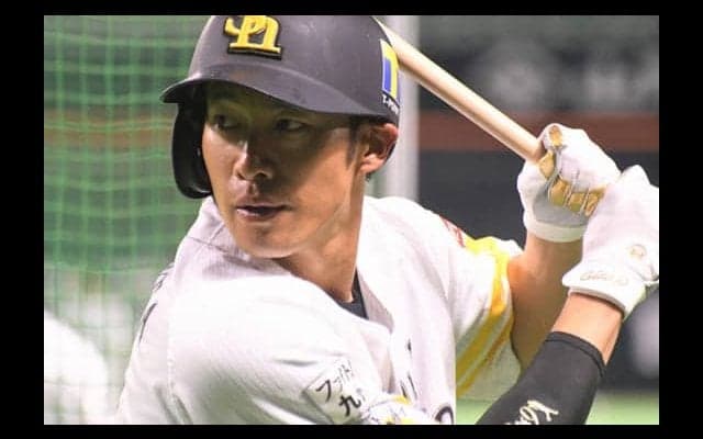 鷹柳田らの「芸術的」バット投げにファン興奮　「カッコよすぎる」「綺麗すぎ」